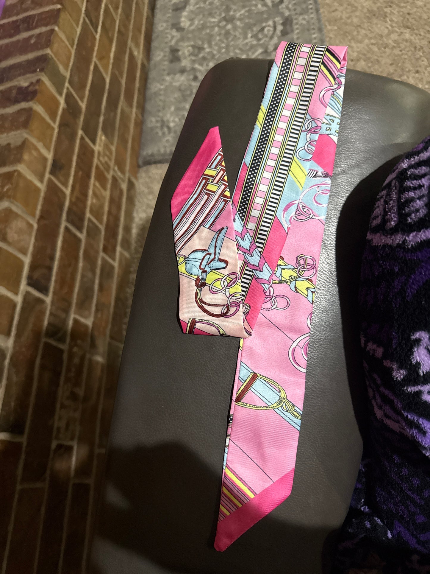 Pink Multicolor Twilly