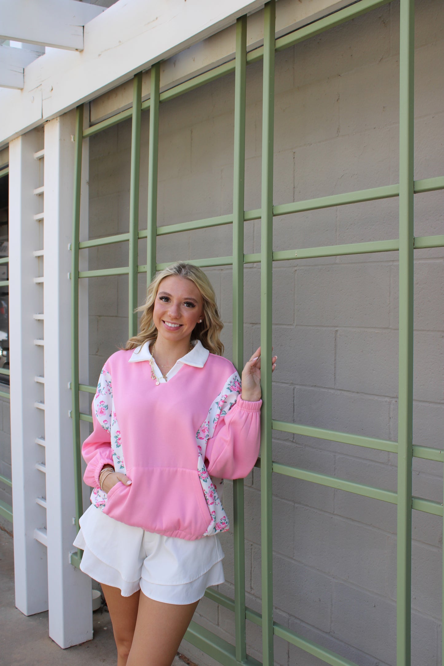 Shabby Chic collared crewneck