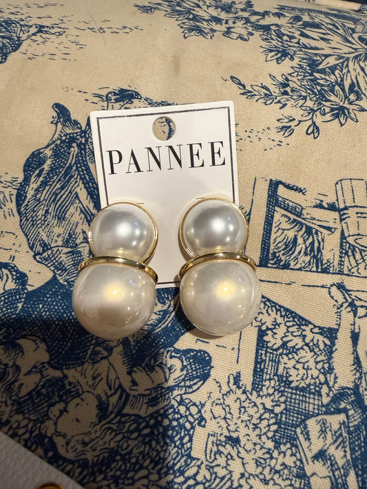 double pearl earring
